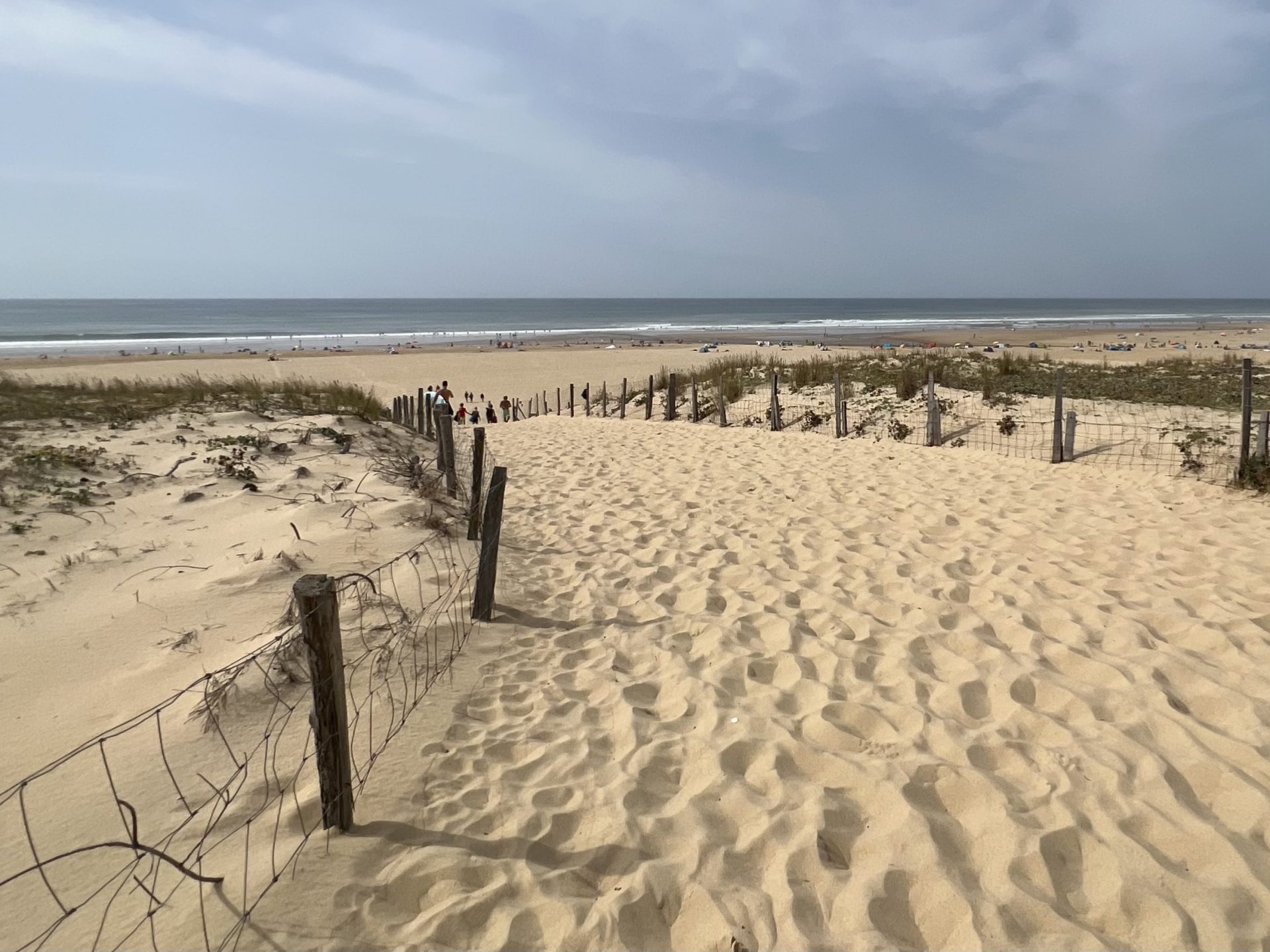 MolietsetMaa ideales Ziel für Surfer Vanzeitreisen